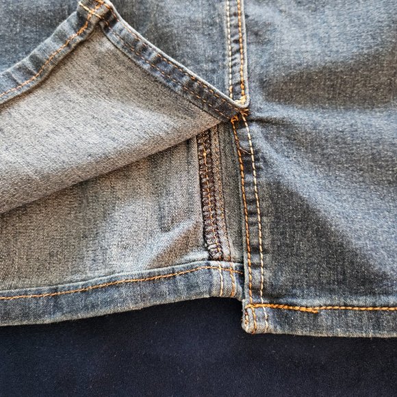 (NWT) Be-Girl Blue Wash Distressed Denim A Line Skirt Size 3XL - Picture 5 of 8